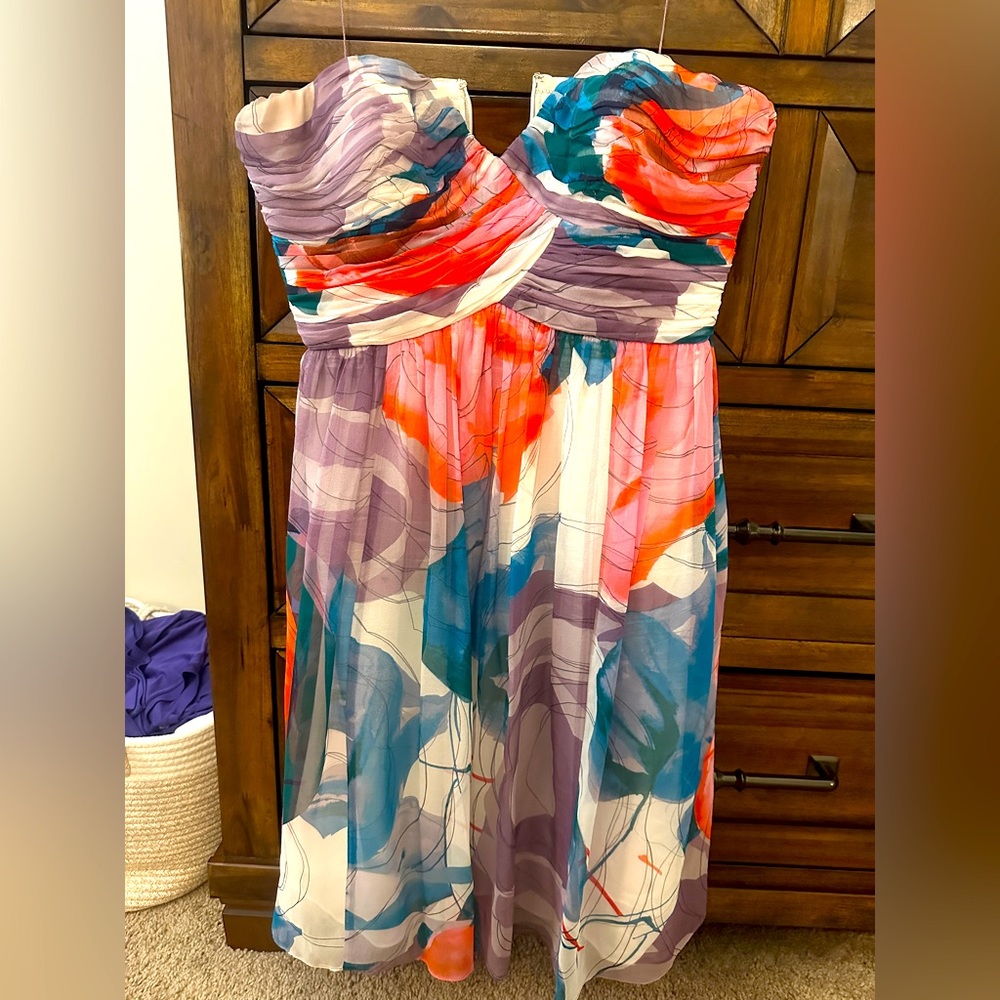 Donna Morgan size 8